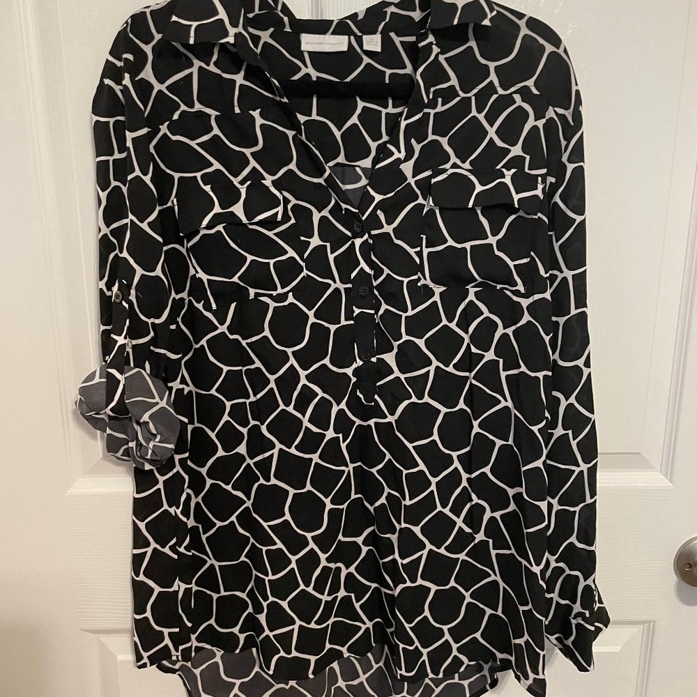 Black and White Long Sleeve Blouse